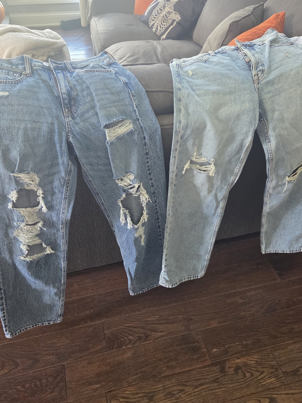 Womens Aeropostale Distressed Blue Denim Jeans - Light & Medium Wash 00 SHORT